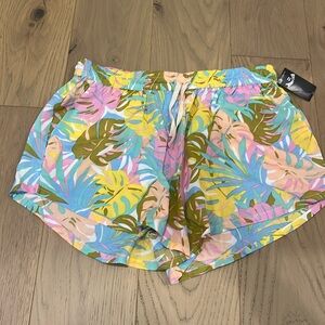 BNWT Billa Bong PipeLine Short Size XL